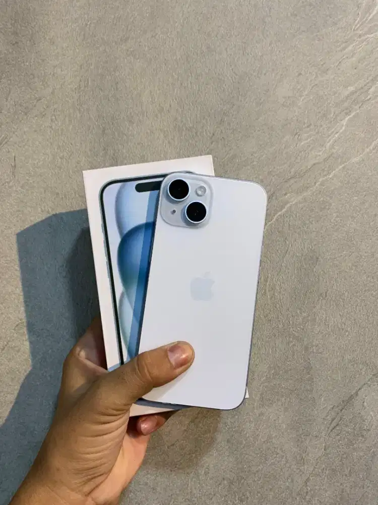Iphone 15 blue 256gb garansi ibox fullset no minus bisa cicilan