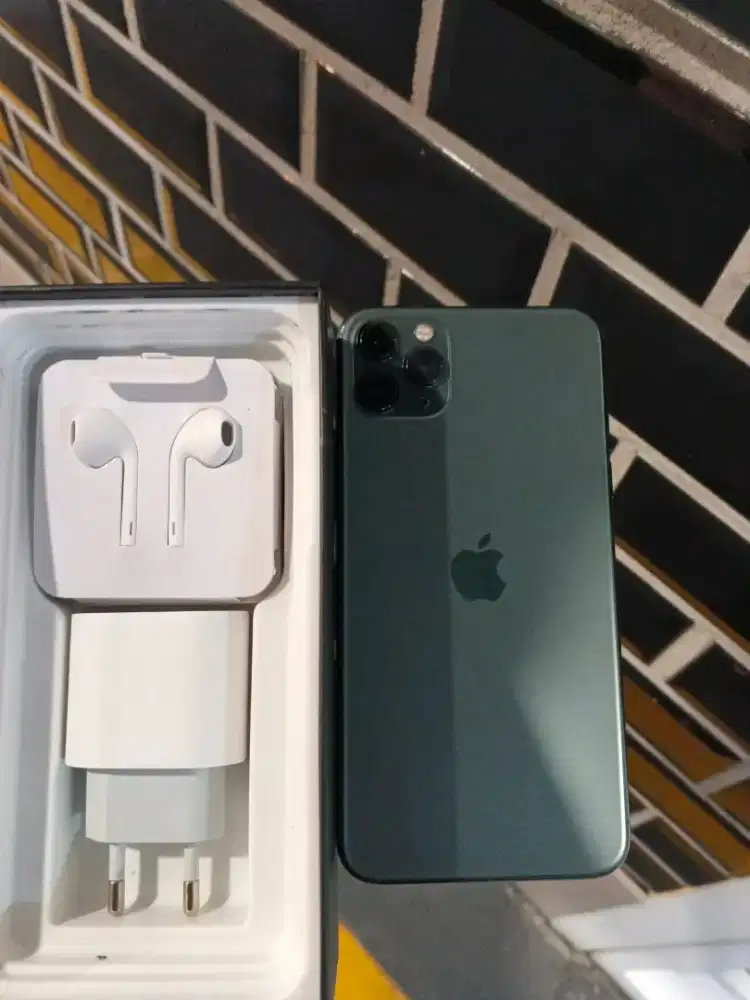 iPhone 11 pro max 256gb sebagian full