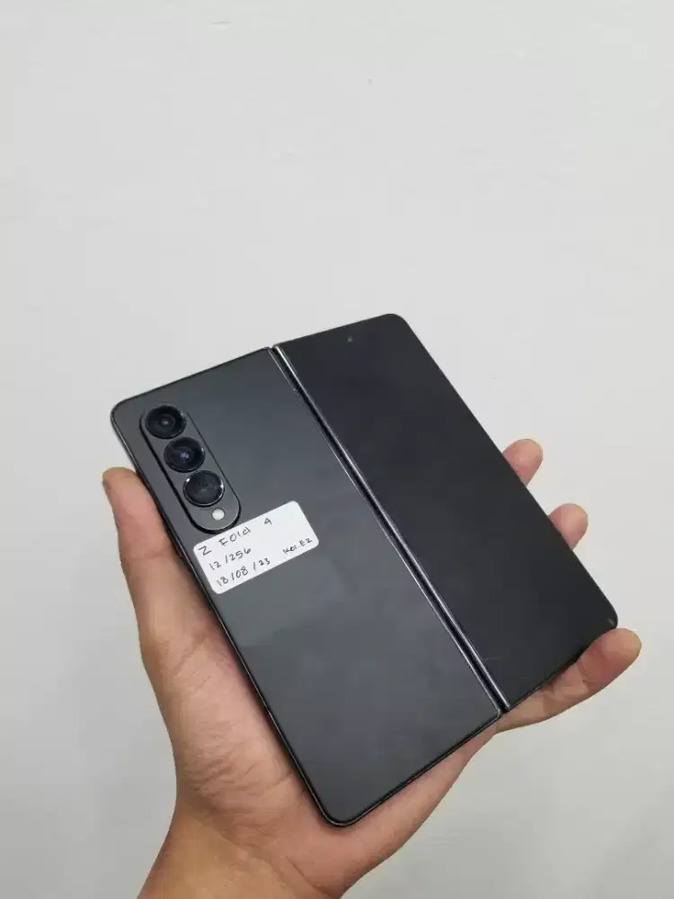 Samsung Z Fold 4 12/256 GB Fullset