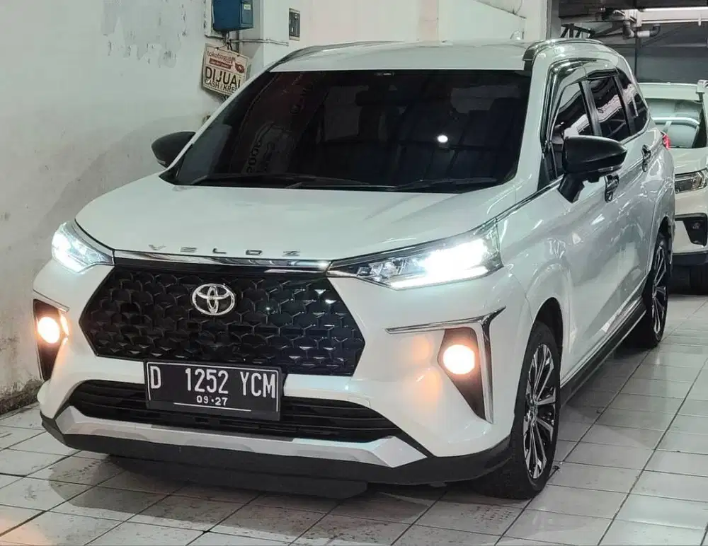 All New VELOZ Q CVT 1.5 AT 2022 LowKM 22rb RECORD TOYOTA BANDUNG