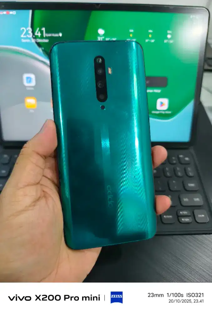 Oppo Reno 2f (8/128)