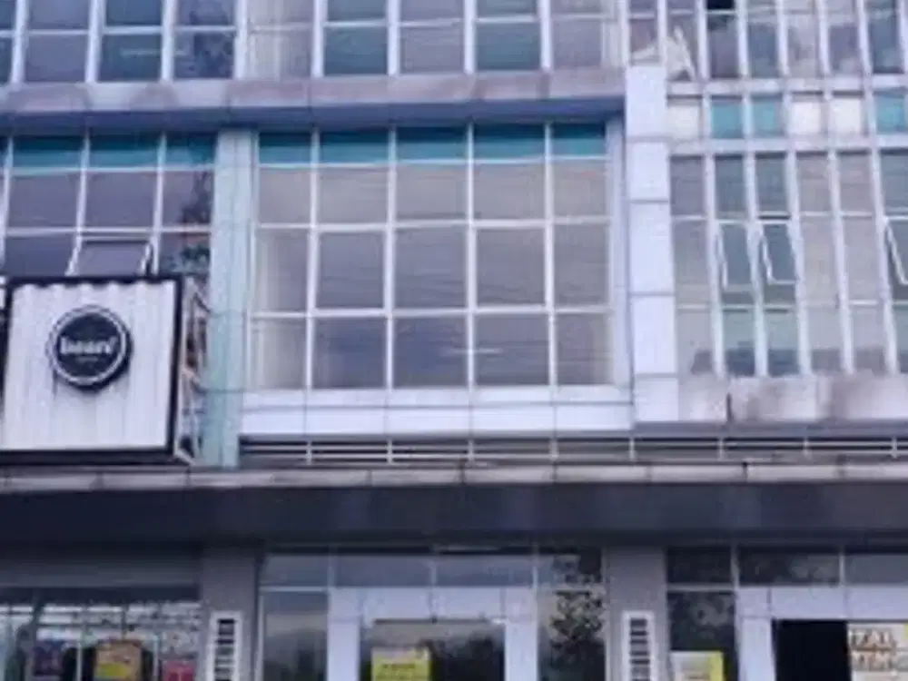 Dijual Ruko 3 Lantai, Parkir Luas Tidak Berbayar, Cocok dijadikan Kantor, Klinik, Maupun Kuliner, Hanya 3 Menit Menuju Mall Summarecon, Bandung