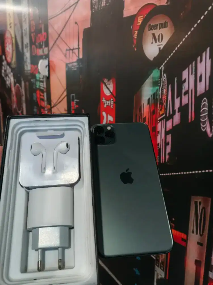 iphone 11 pro max 256gb masih ad baru