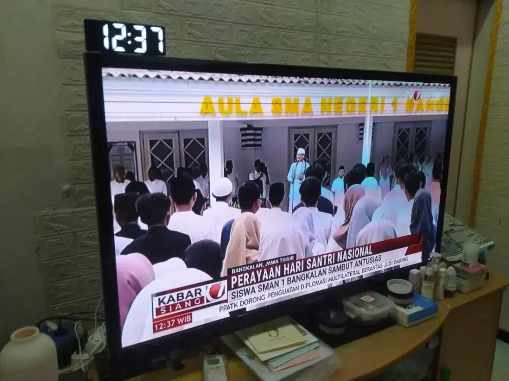 Samsung LED Tv 51 inchi