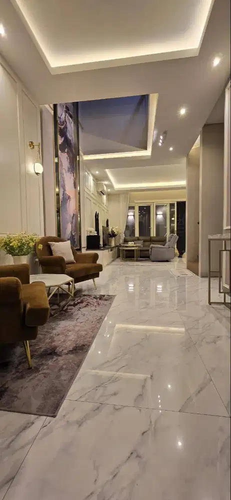 RUMAH *ROYAL RESIDENCE GREENWICH * 2 lantai