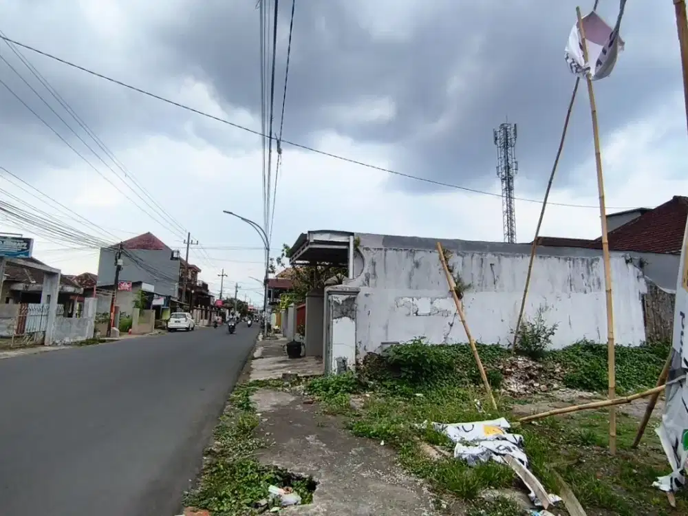 Tanah Malang Bumiayu Poros Jalan