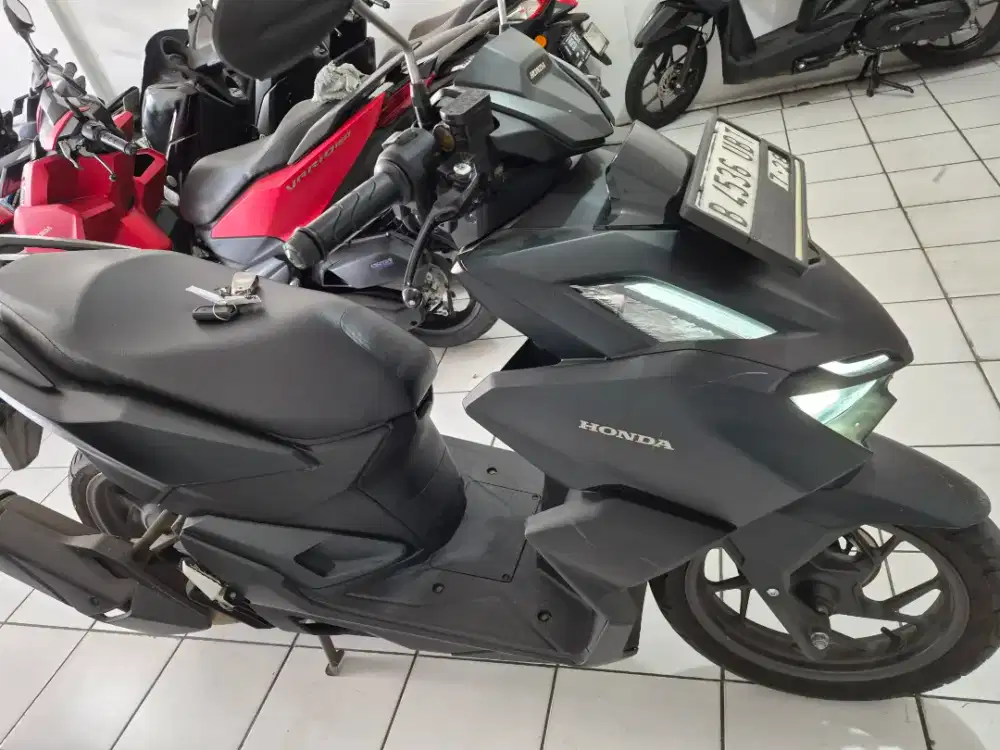 VARIO 160 CBS 2023 Oke  cas/ kredit DP 500