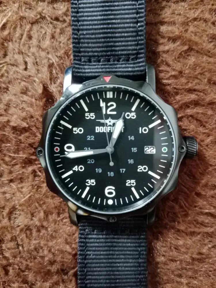 Jam tangan merk Dogfight