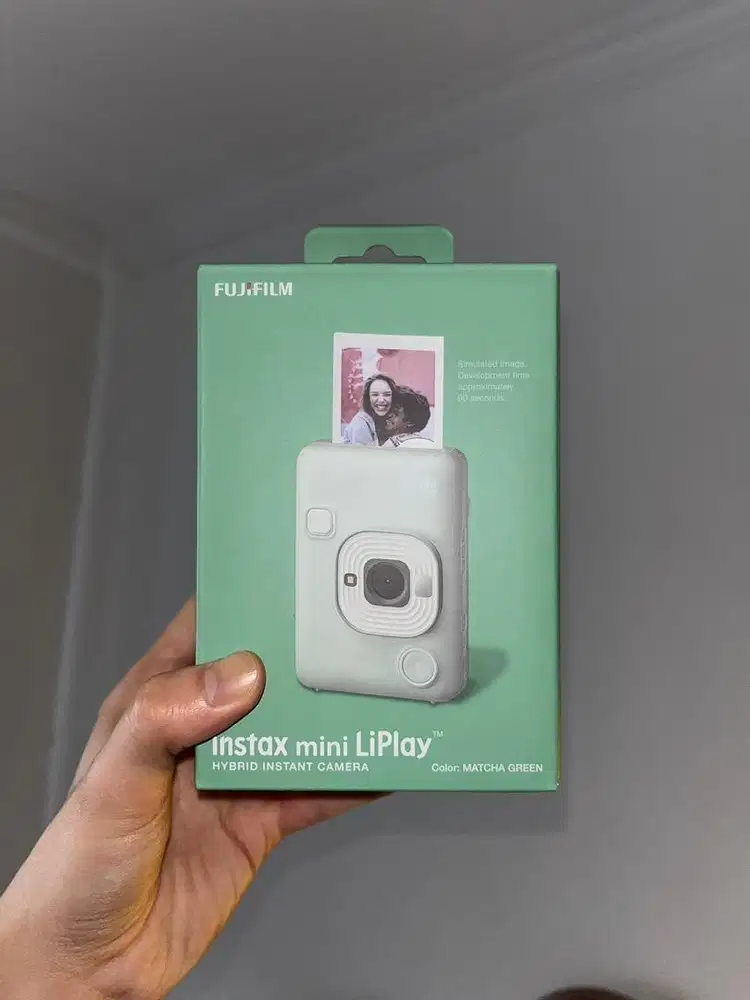 FUJIFILM Instax Mini Liplay Camera - Standard Package, Matcha Green