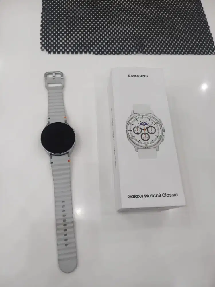Samsung smart Watch 8 Clasic