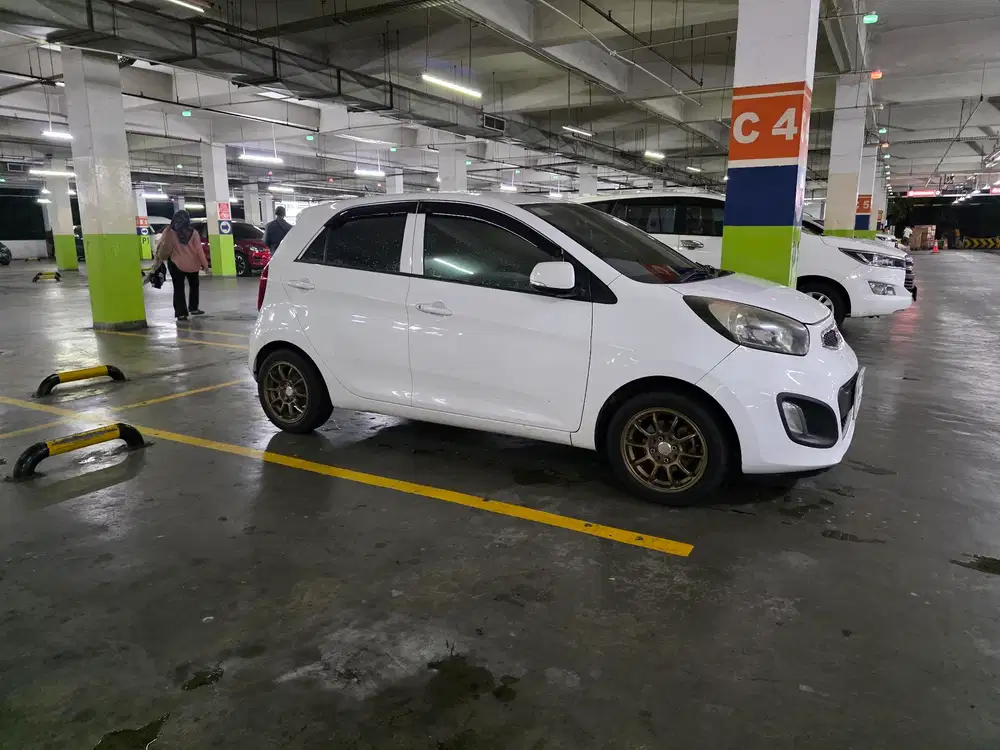 Kia Picanto 2013 Bensin AT