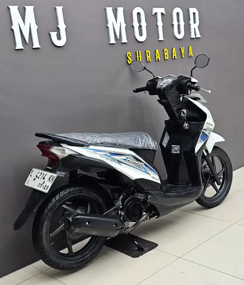 Honda Beat FI tahun 2014 // Cash Only