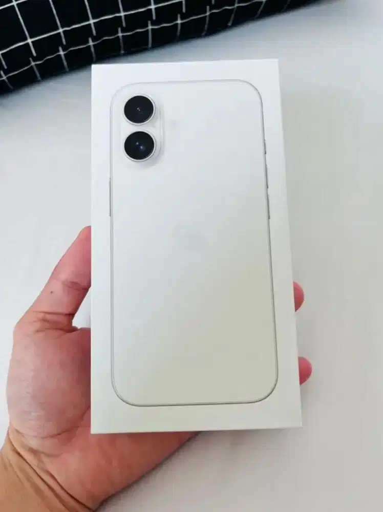 Iphone 16 white 256gb