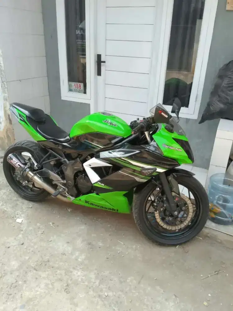 KAWASAKI NINJA 2015