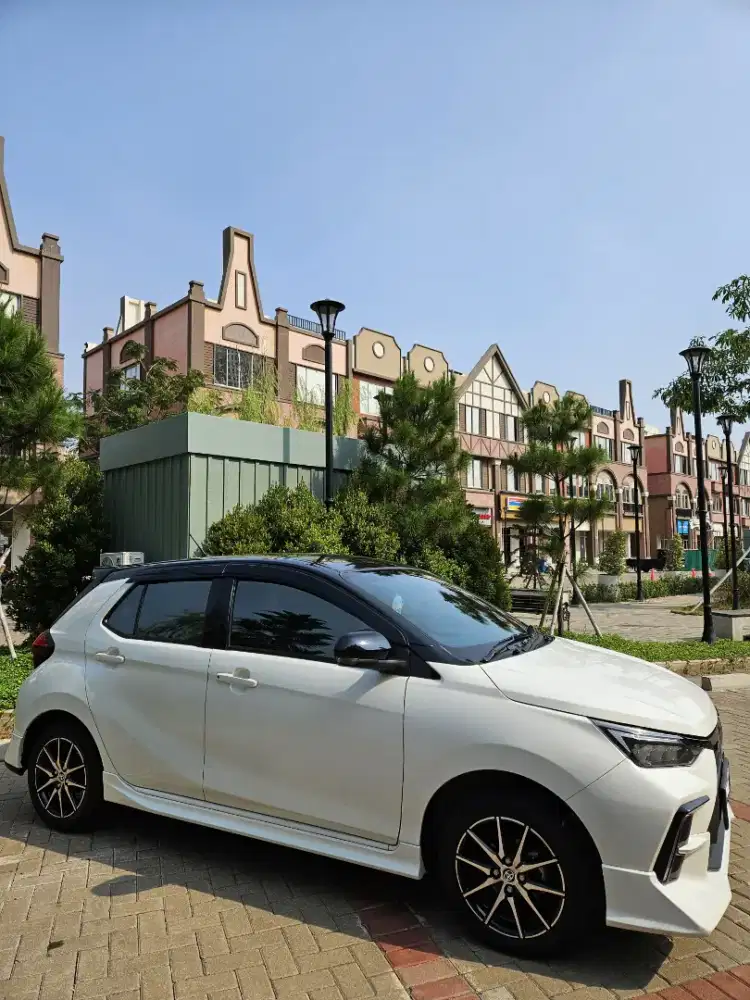 LOW KM! TOYOTA AGYA GR-SPORT TWO TONE A/T 2023