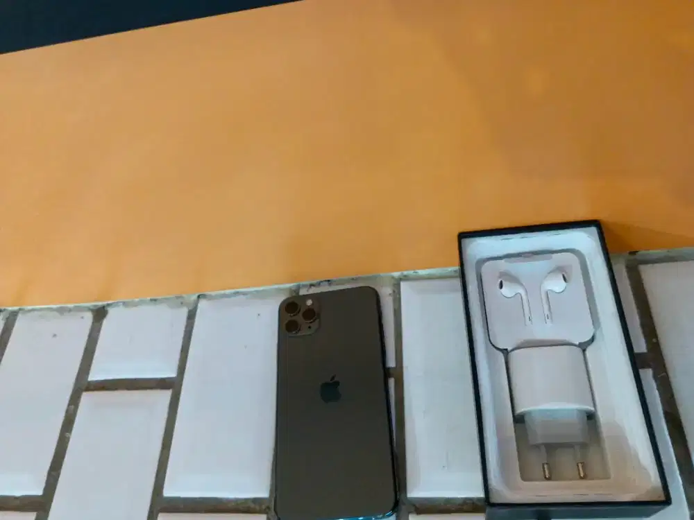 iphone 11 pro max 256gb jaringan ngacir baru