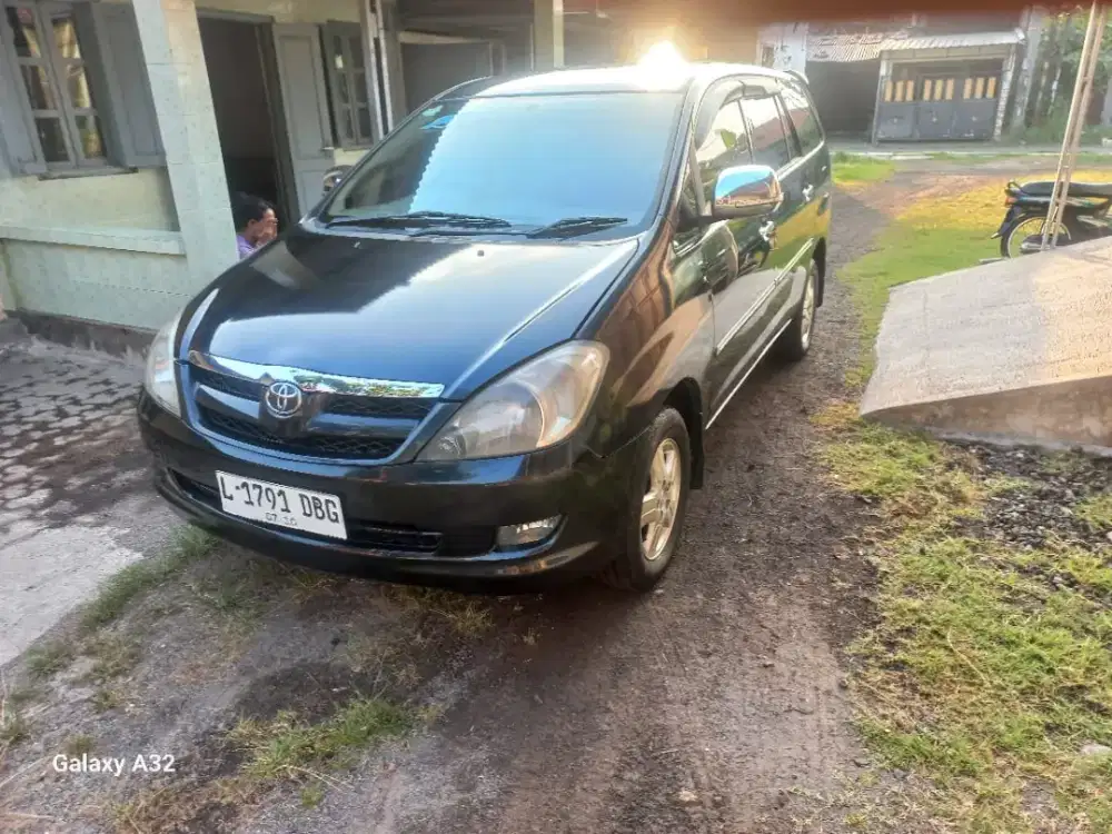 Innova v 2007 Bensin