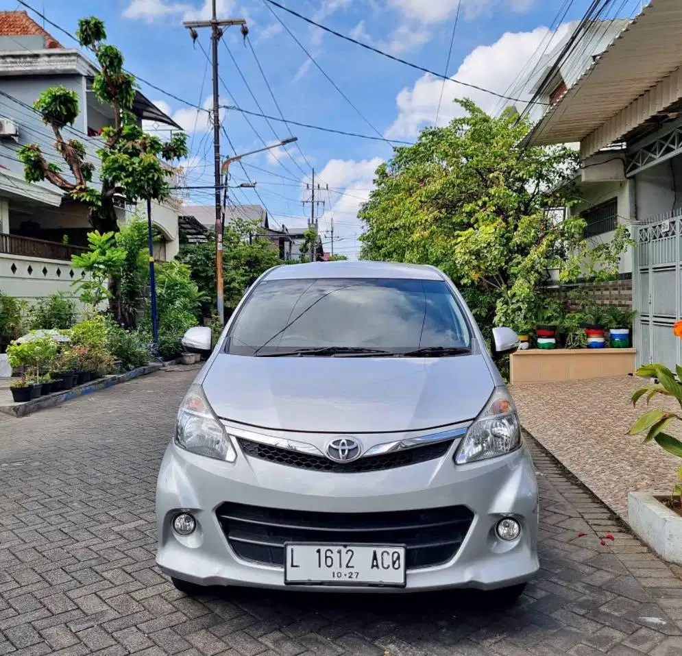 AVANZA 1.5 VELOZ 2014 MATIC SILVER