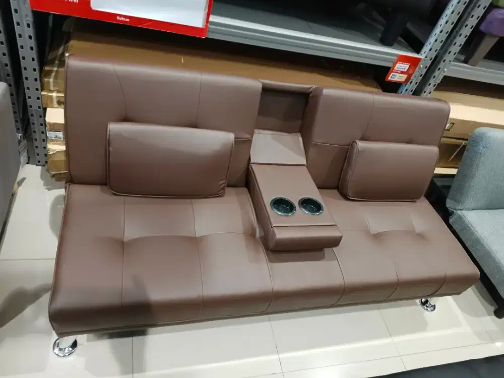 Dijual cepat sofa bed kulit