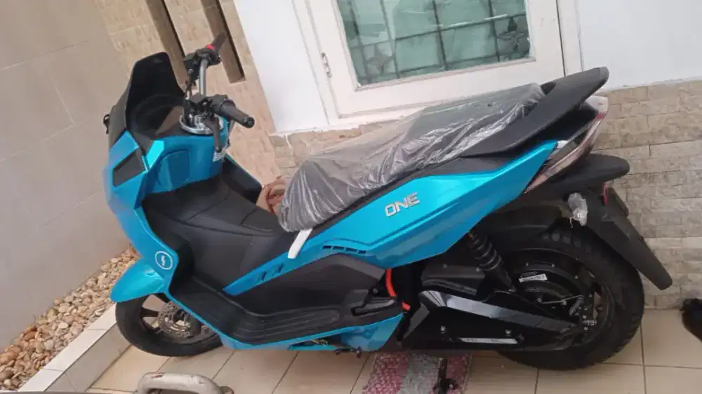 Motor Listrik Alva One Bekas Rasa Baru, Belum pernah dipakai