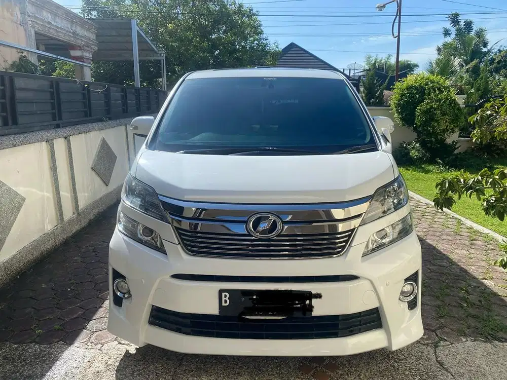 Dijual Vellifer atau alphard 2012