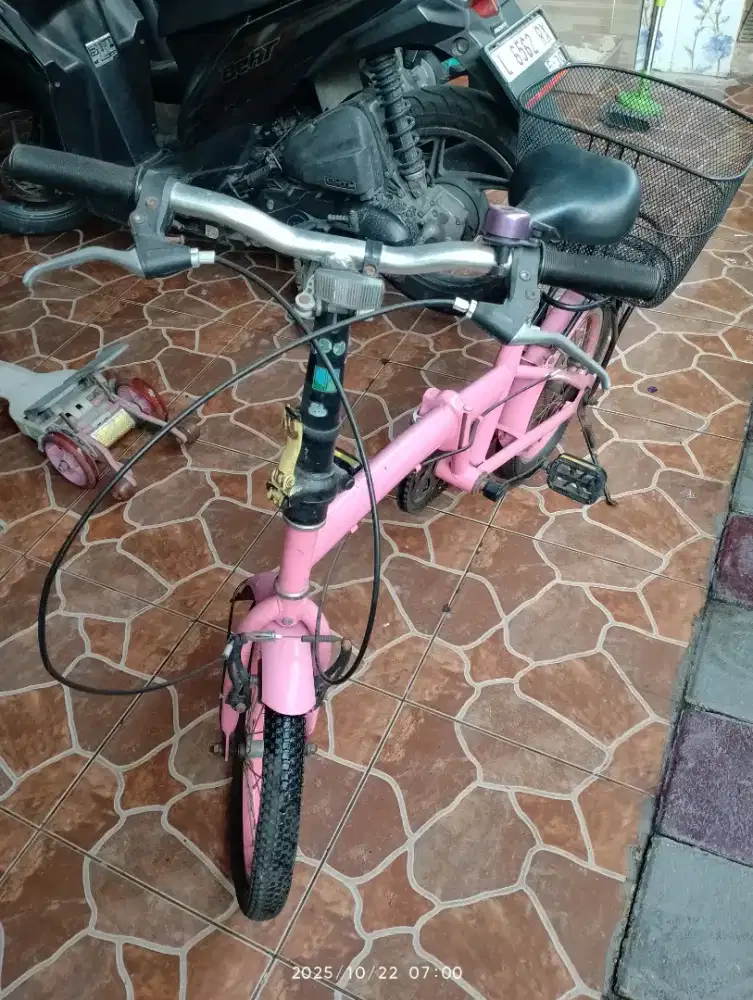 Di jual sepeda bekas lipat