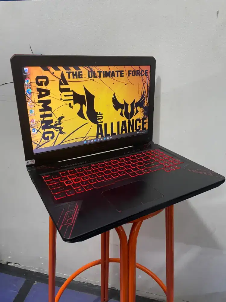 Asus TUF Gaming FX504G Core i5 (15'6inch)Ram4Gb/Ssd256Gb