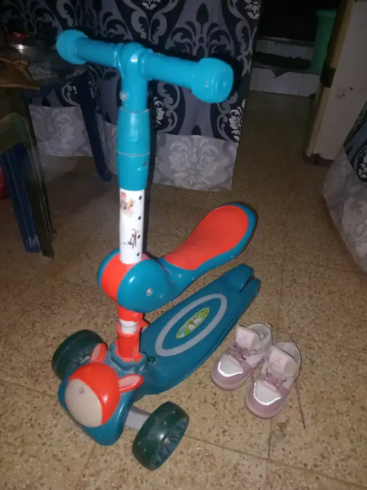 Skuter/Otooped anak + sepatu anak