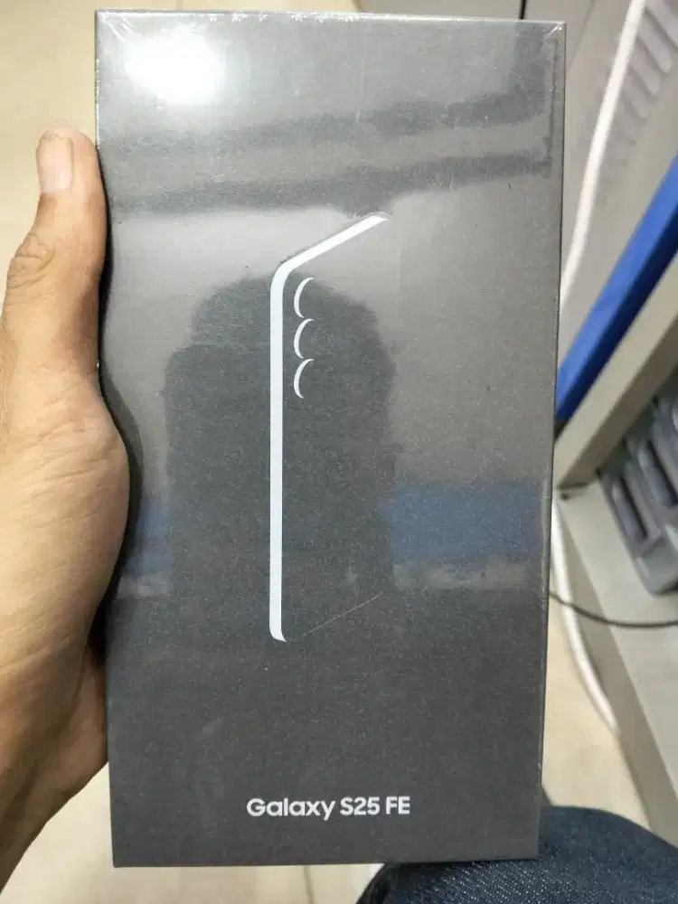 SAMSUNG S25 FE 8/256 GB GARANSI RESMI PROMO