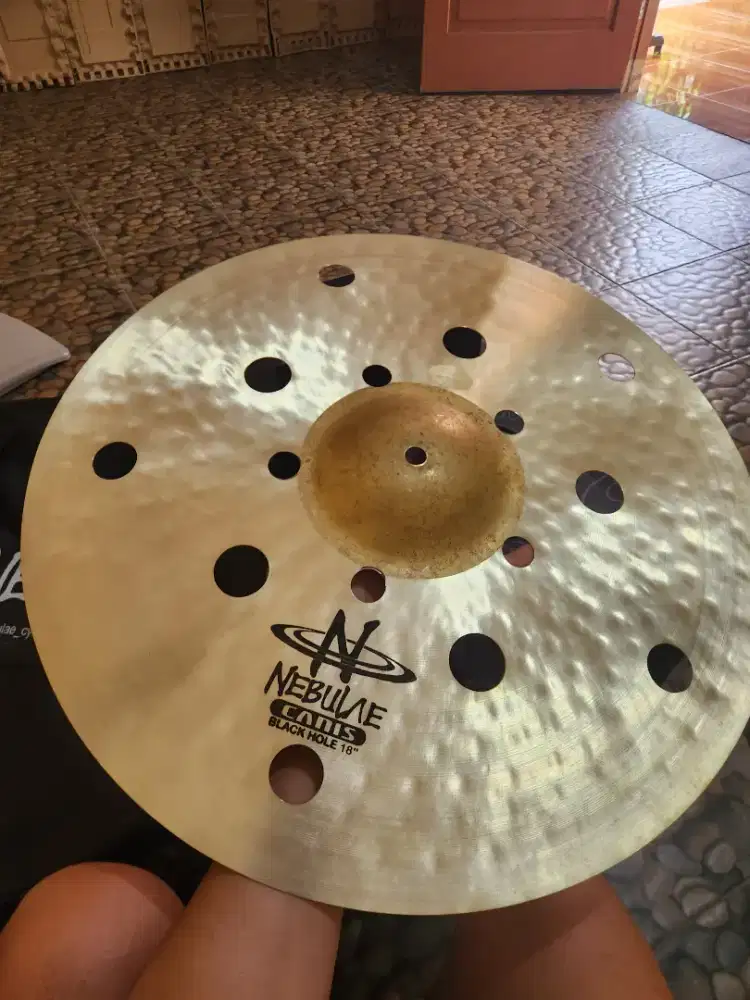 Cymbal nabulance second mulus bgt 18 inch canis