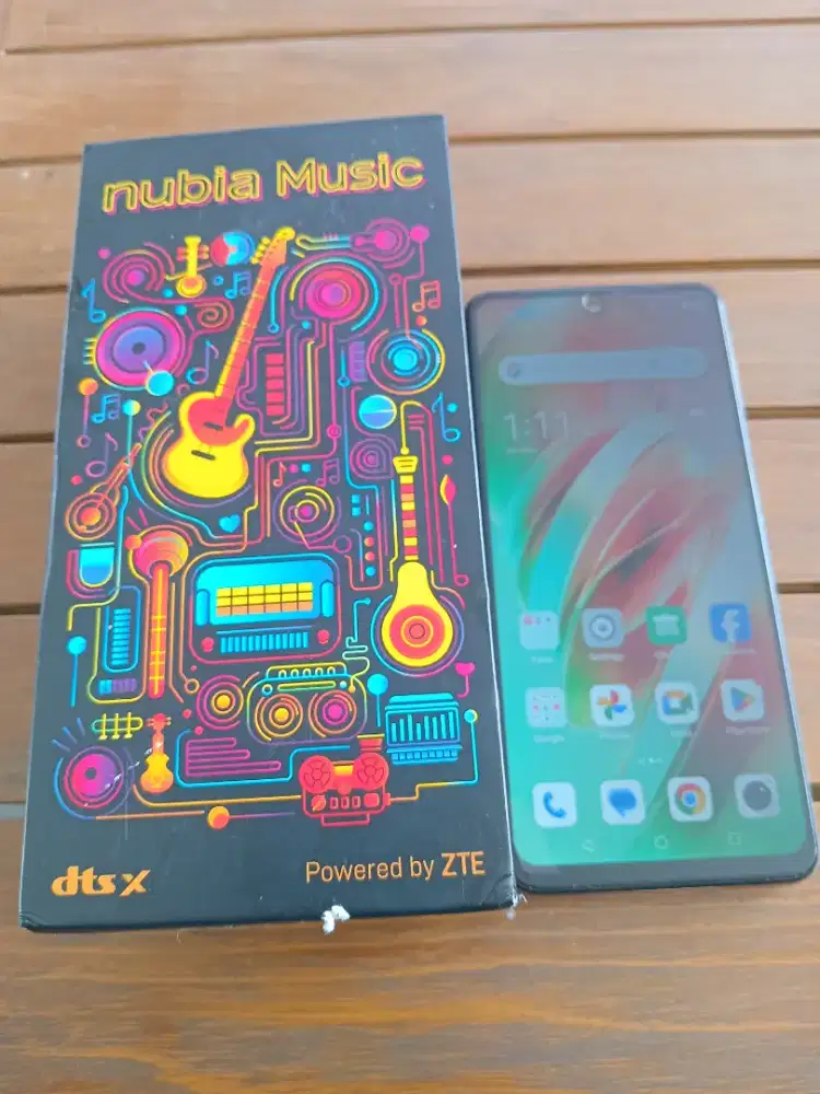 Hp ZTE nubia musik ram 4/128gb