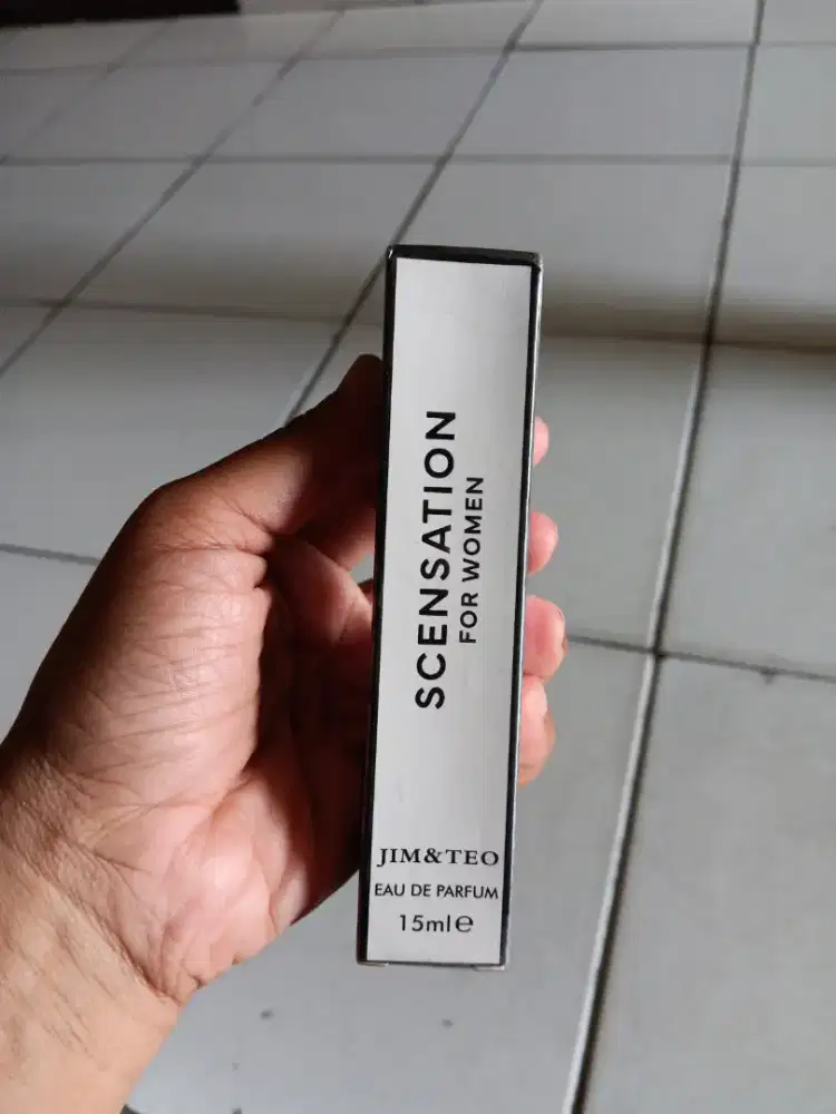 Parfum JIM&TEO SCENSATION FOR WOMEN EAU DE PARFUME 15ML 30RIBU,12 JAM