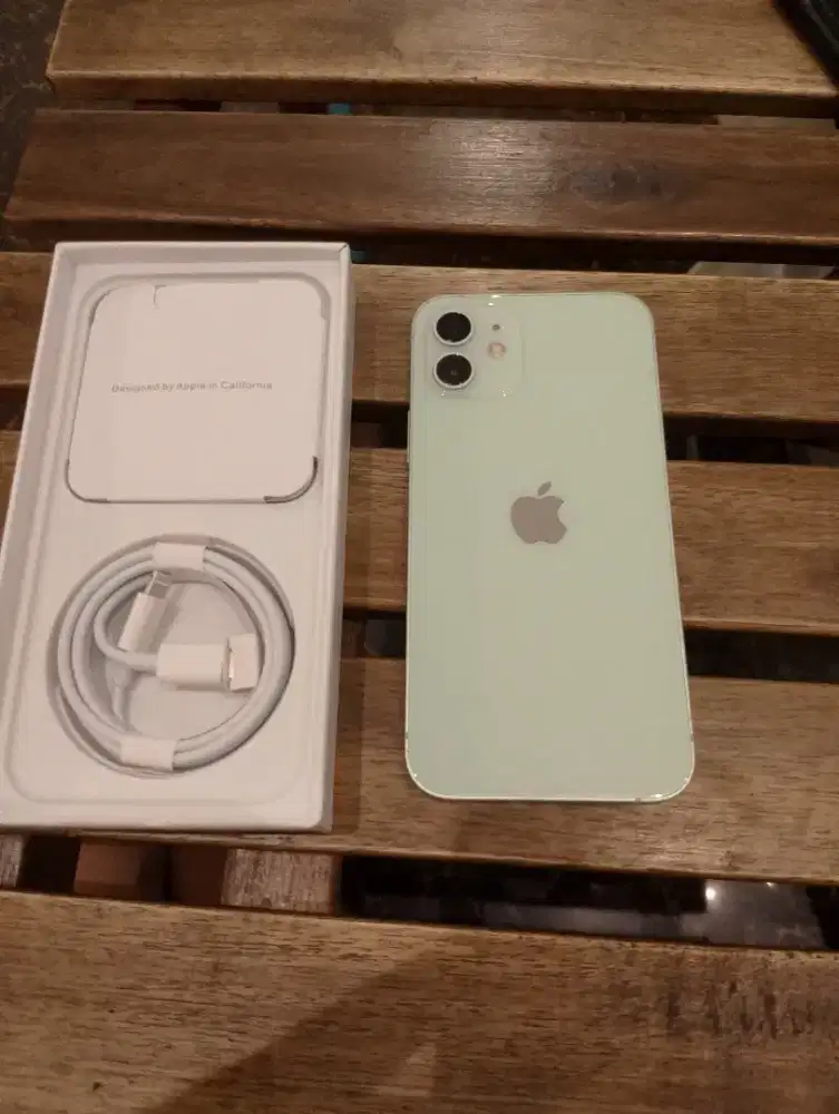Iphone 12 128gb masih dalam baru