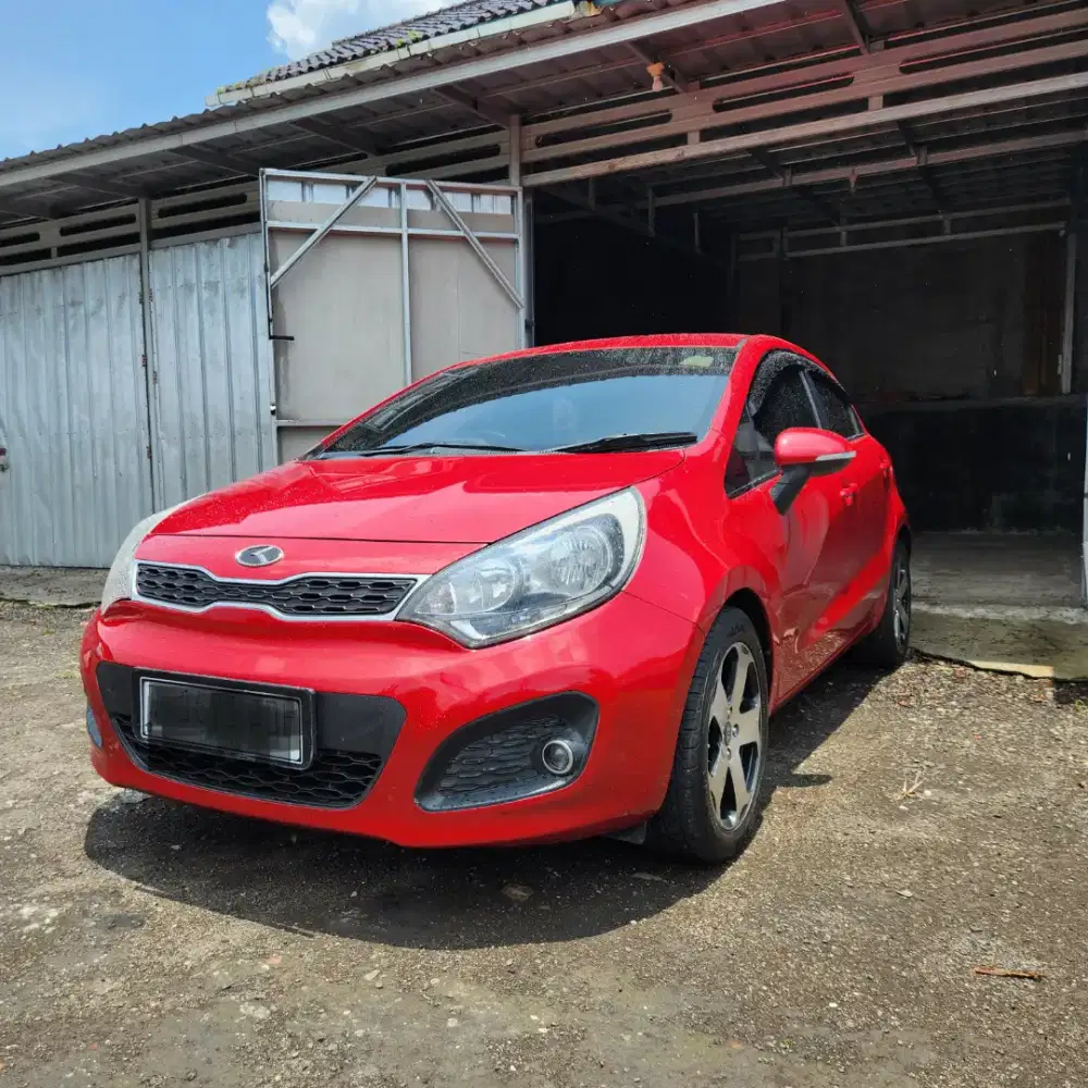 Jl Kia Rio 2014 AT km 63000 mulus sekali