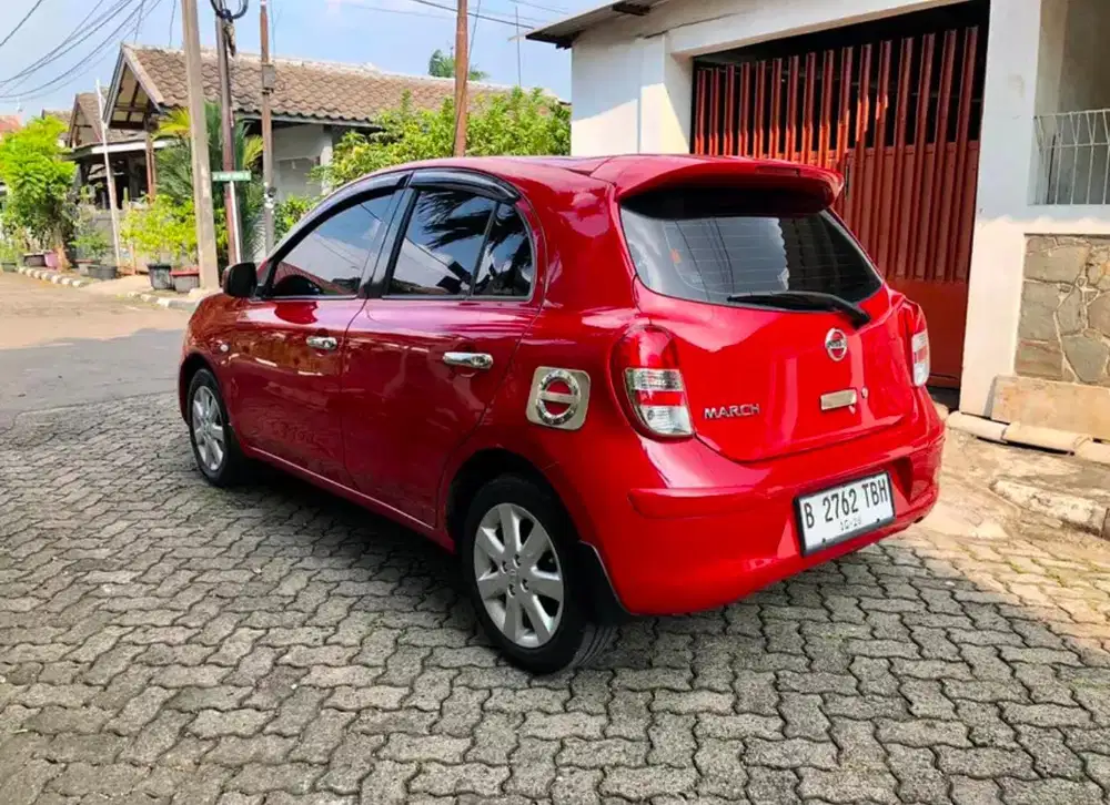Nissan March 2013 Bensin