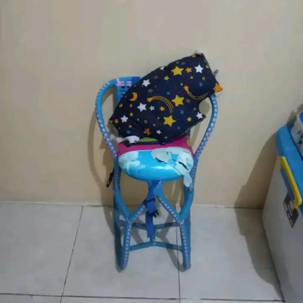 Bangku motor beat anak
