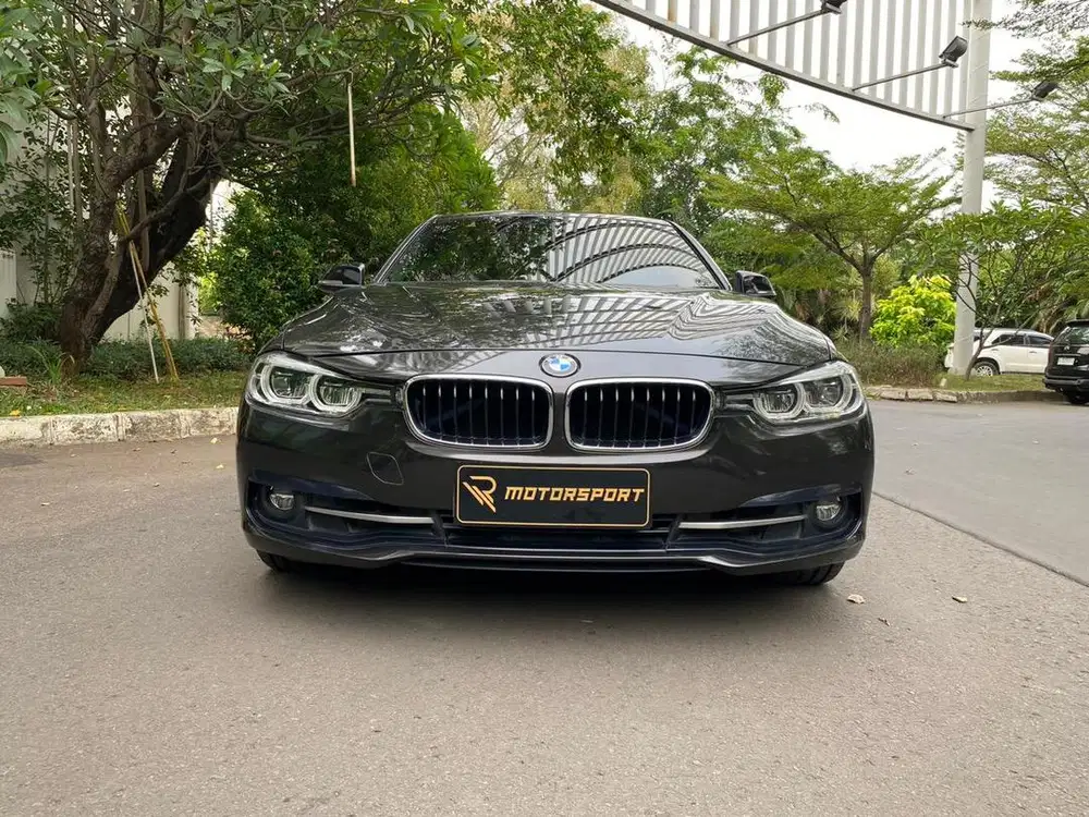 BMW 320i Sport 2016 Low km Record 320