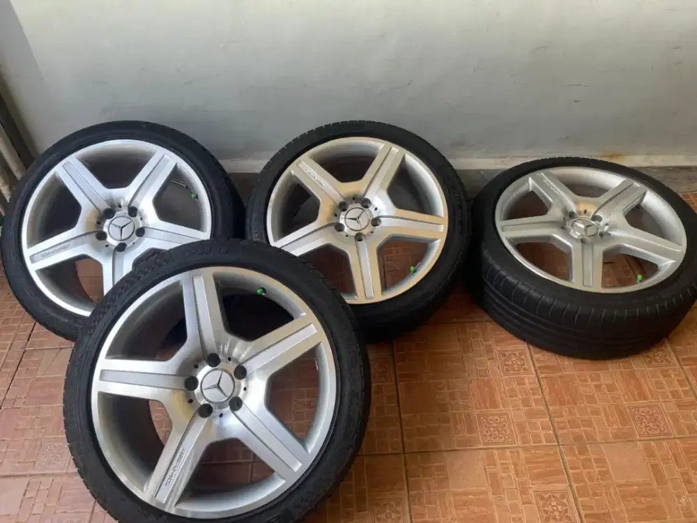 VLEQ AMG R19 unuk Mercedes