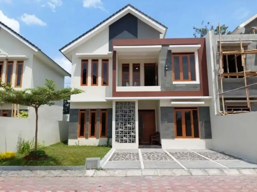 DIJUAL RUMAH CANTIK DESAIN MODERN 2 LANTAI DI KALASAN