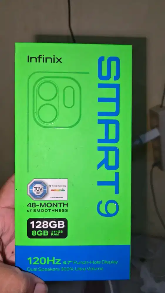 Infinix smart9 4+4/128