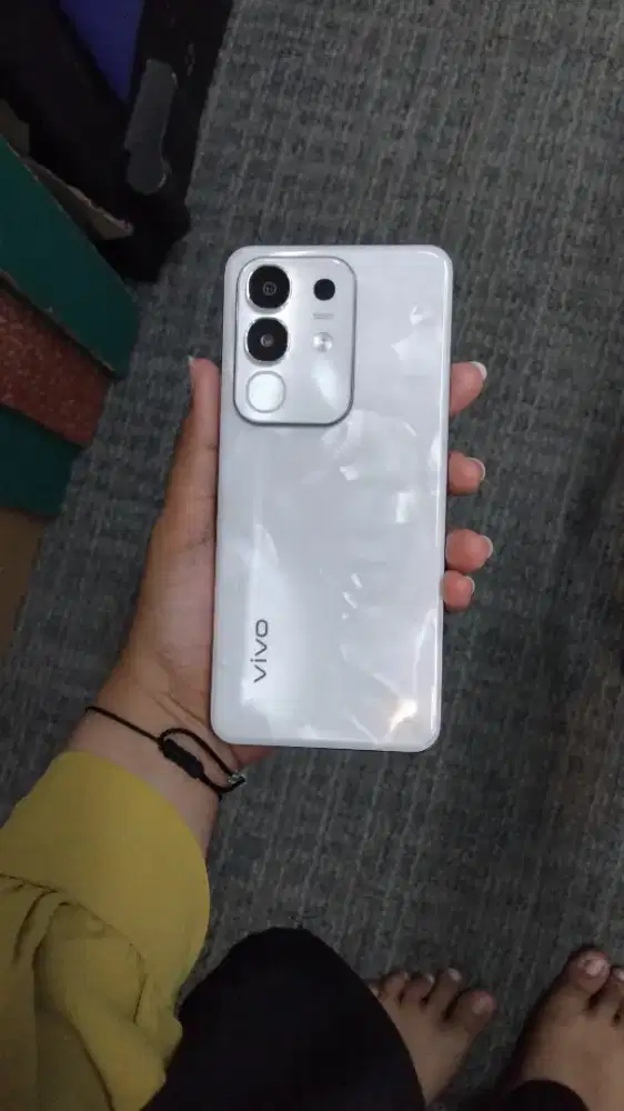 Vivo Y29 6/128 hp+casan
