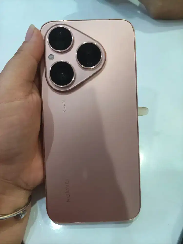 Kredit Huawei Pura Tanpa Kartu Kredit