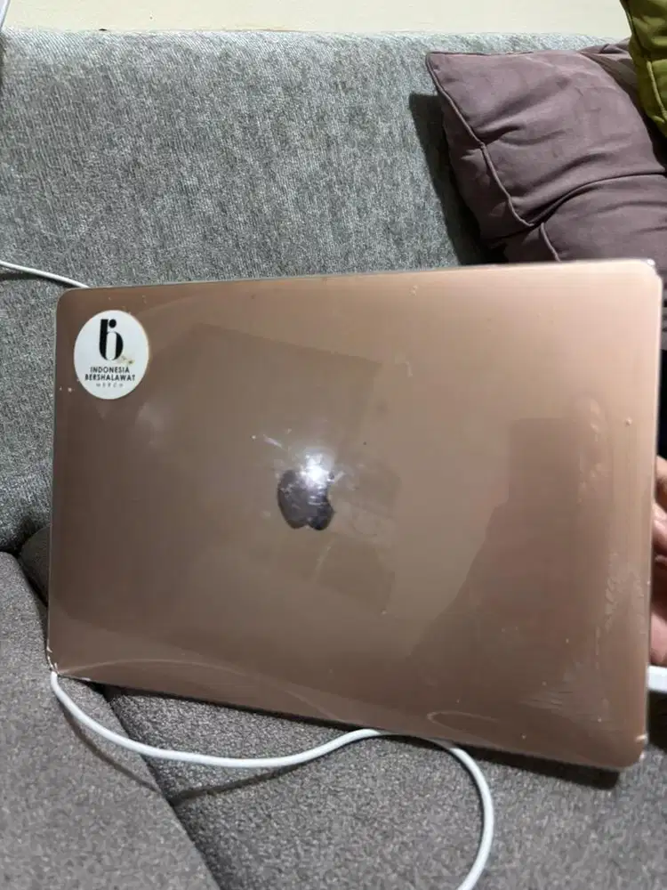 Jual Macbook Air M1 2020