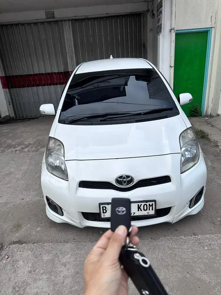 Yaris s limited matic 2012 istimewa