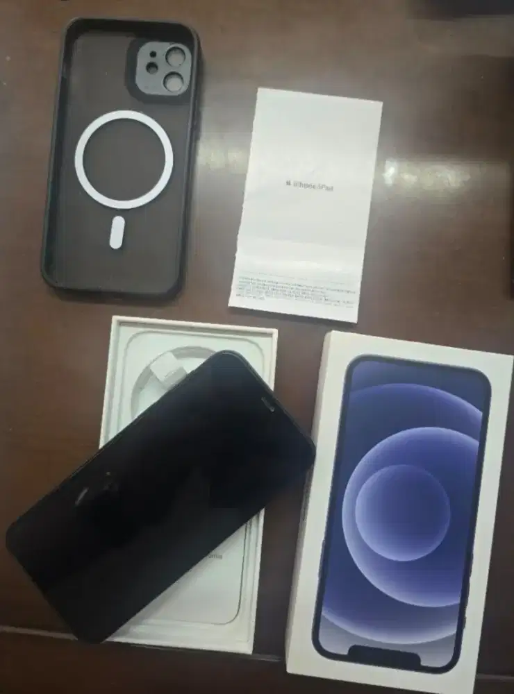 Iphone 12 64gb fullset black ex Blibli