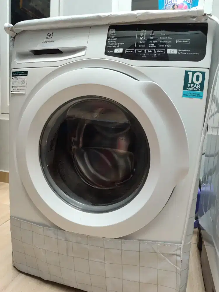 Mesin cuci Electrolux UltraECO 500