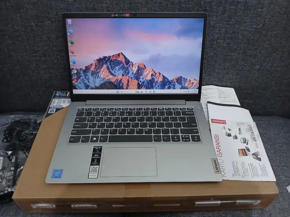 Laptop Lenovo 8/512 Fullset Garansi Aktif