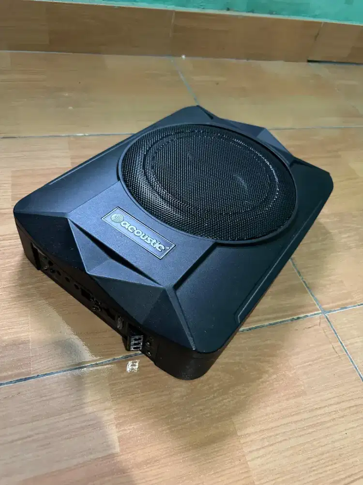 Subwoofer kolong