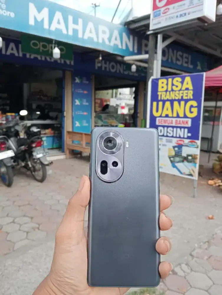 Hp Oppo Reno11 5G second RAM 8/256