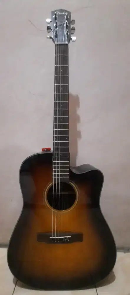 Jual cepat Gitar akustik Fender